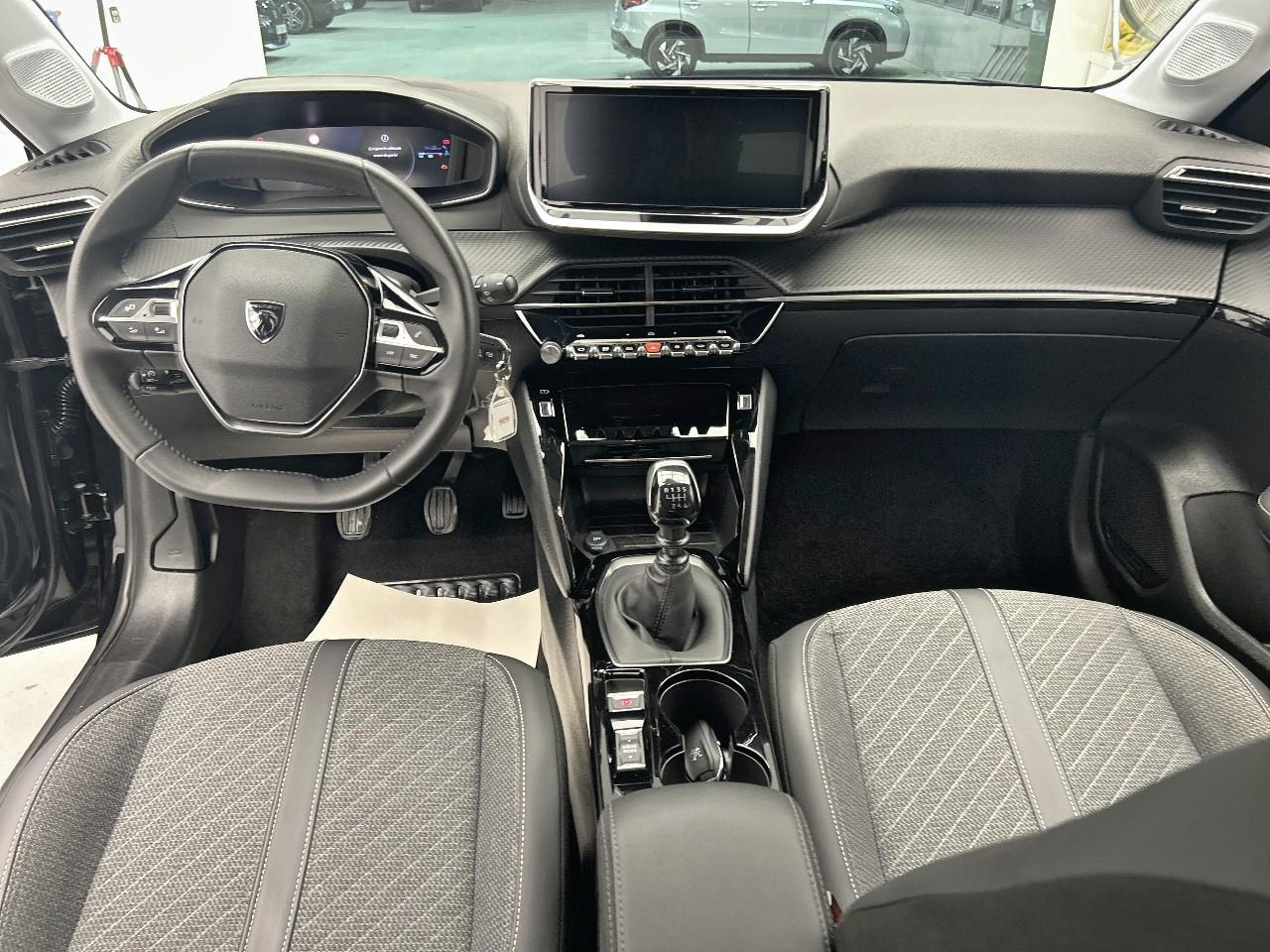 Peugeot 208 100 s&s bvm6 allure — photo 12