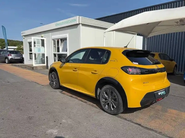 Peugeot 208 electrique 50 kwh 136ch — photo 19