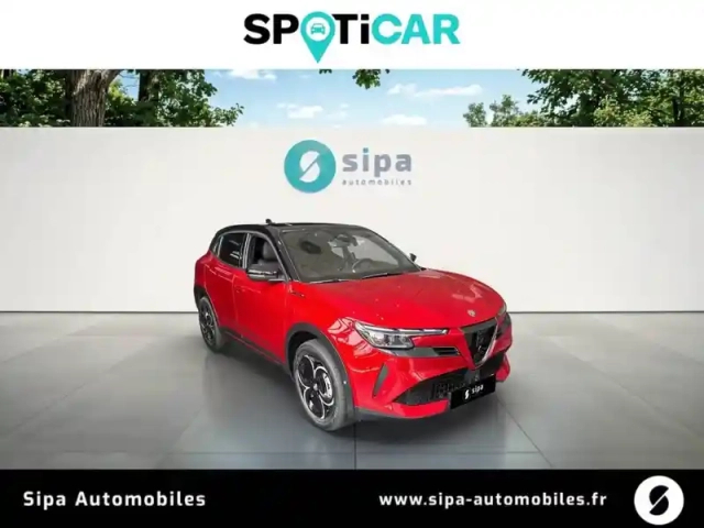 Alfa Romeo Junior 1.2 ibrida 145 ch e-dct6