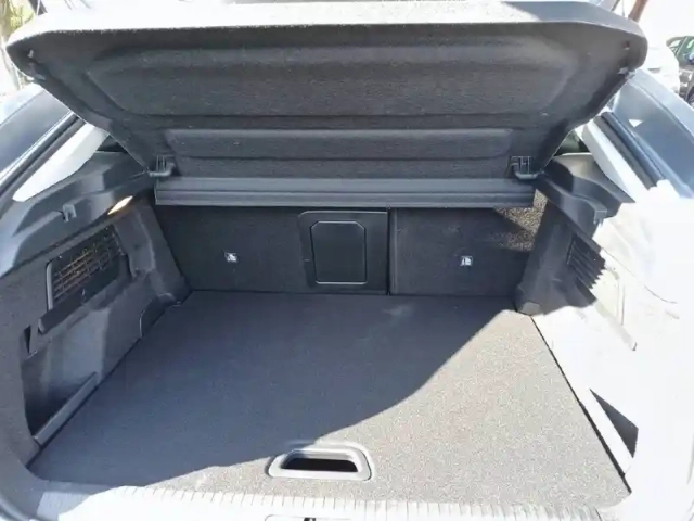Citroën C4 puretech 130 s&amp;s eat8 — photo 32