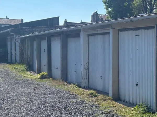 Garage box à louer
