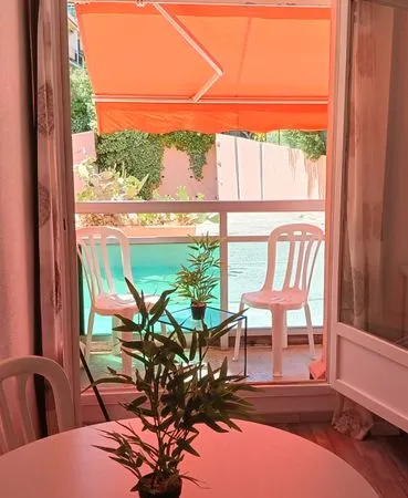 Studio meublé bord de mer