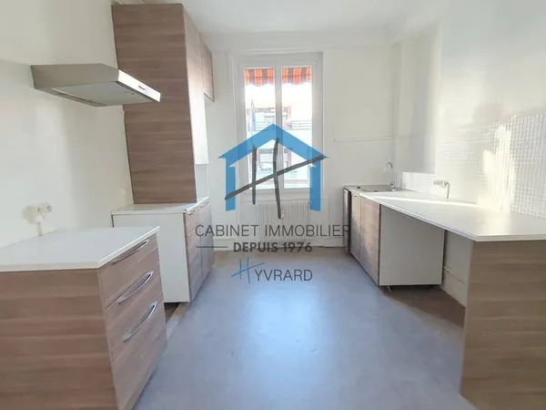 Appartement 3 pièces 82 m²