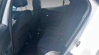 Peugeot 2008 1.5 BlueHDi 110ch S&S Allure — photo 10