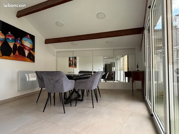Maison rénovée 99 m² - 3 chambres - Centre Village Montesson