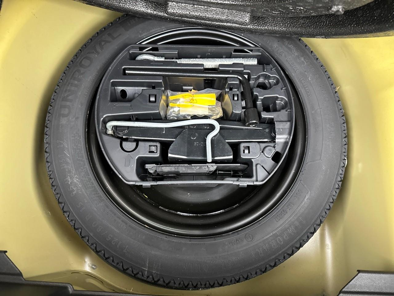 Peugeot 208 puretech 100 s&s eat8 style — photo 31