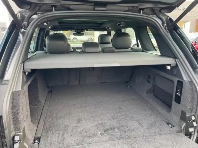 Land Rover Range Rover 3.0 p550e 550ch phev hse swb — photo 12