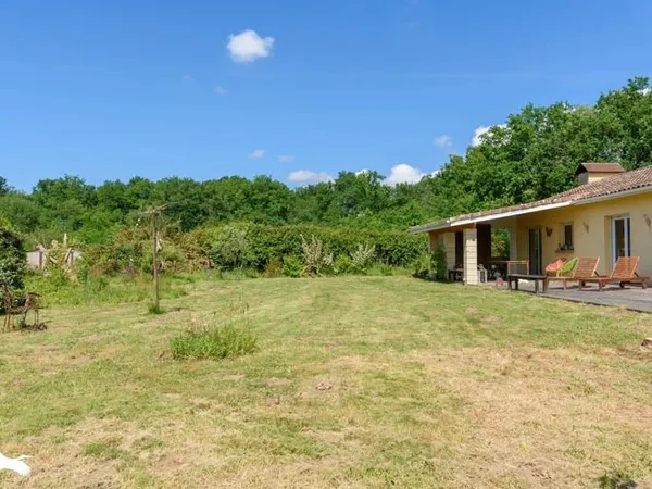 Contemporaine de 5 pièces principales