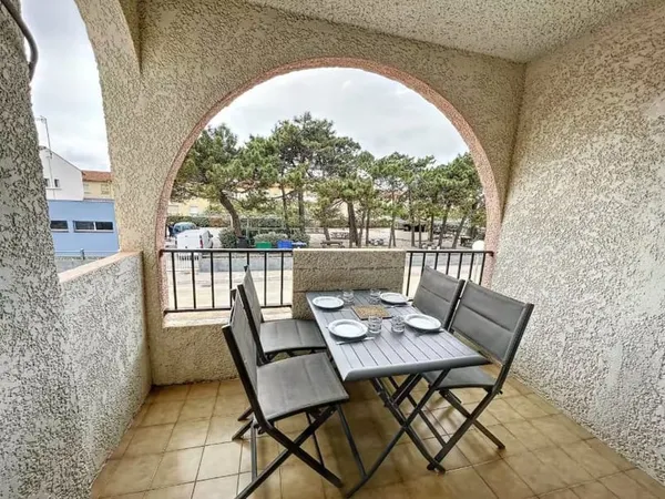 LE BARCARES Village Les patios du Barcarès Charmant T.2 clim