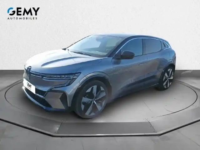 Renault Megane e-tech ev60 220 ch optimum charge — photo 1