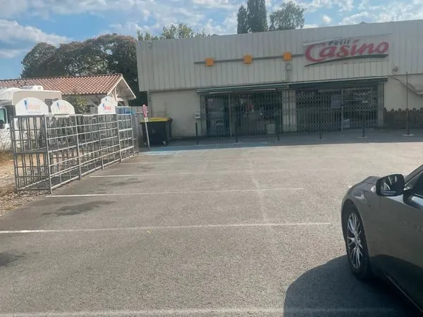 Centre commercial à louer