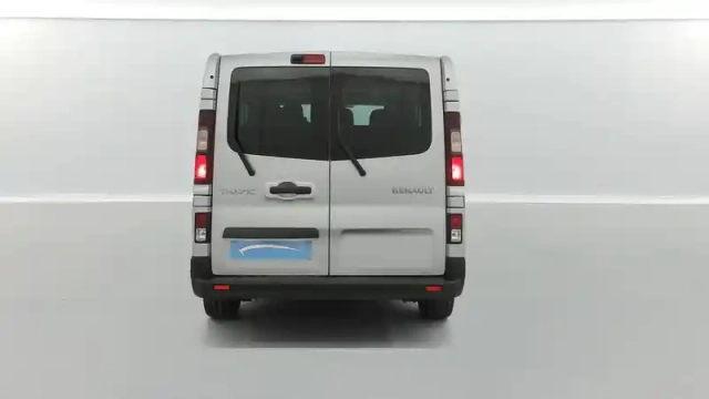 Renault Trafic l1 dci 150 energy s&amp;s — photo 18