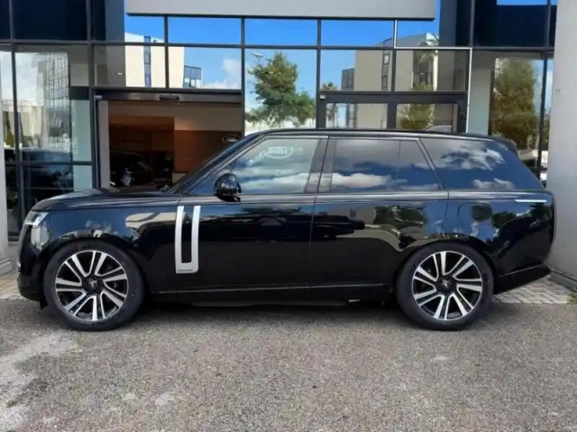 Land Rover Range Rover 3.0 p550e 550ch phev autobiography swb — photo 33