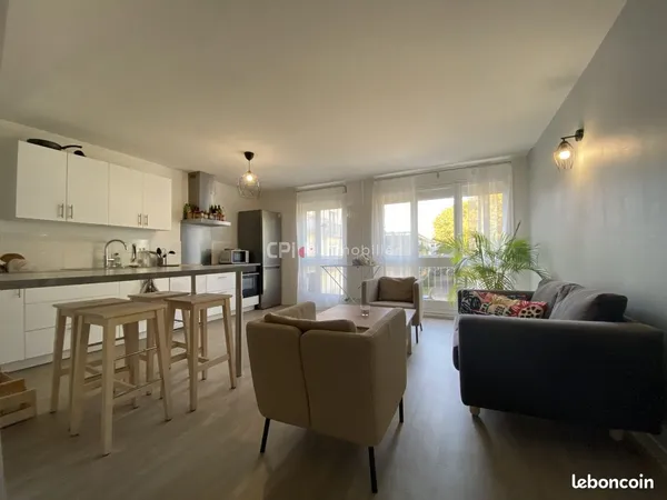 Appartement 1 pièce 81 m²