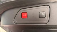 Peugeot 3008 HYBRID 225ch GT e-EAT8 — photo 31
