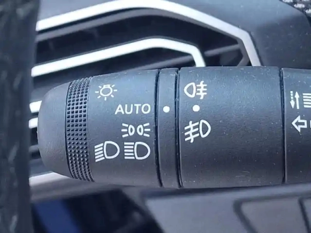 Dacia Sandero expression eco-g 100 -22b — photo 23