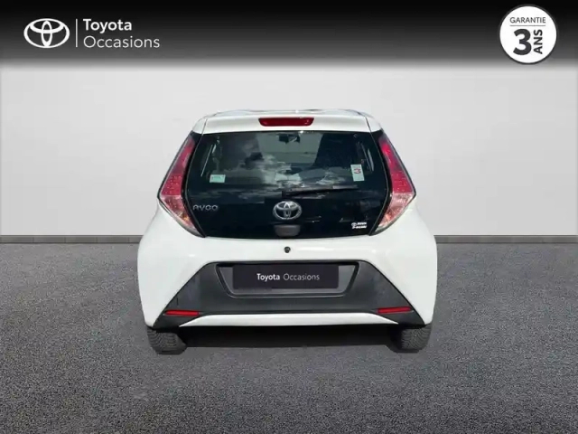 Toyota Aygo 1.0 vvt-i 72ch x-play 3p — photo 4