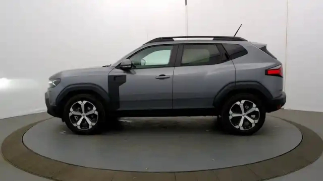 Dacia Duster hybrid 155 — photo 2
