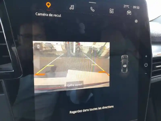 Renault Megane e-tech ev60 220 ch optimum charge — photo 24