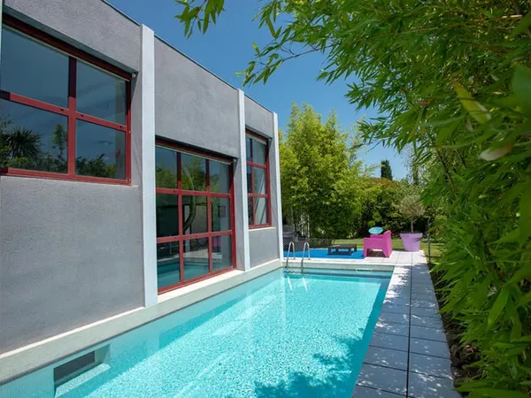 Maison d'architecte singulière à Aiguelongue