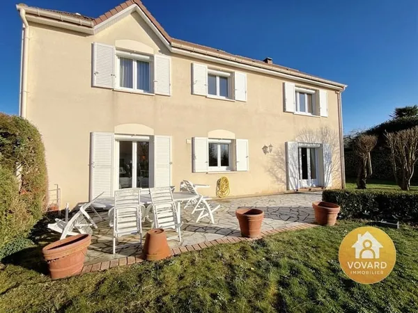 DOMAINE BELLE RIVE Maison familiale 4 Chambres