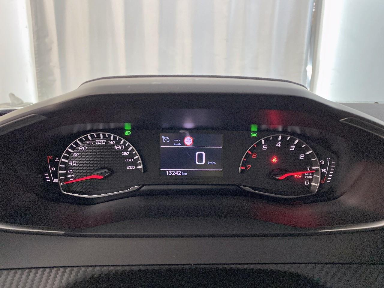 Peugeot 2008 100 s&s bvm6 style — photo 13