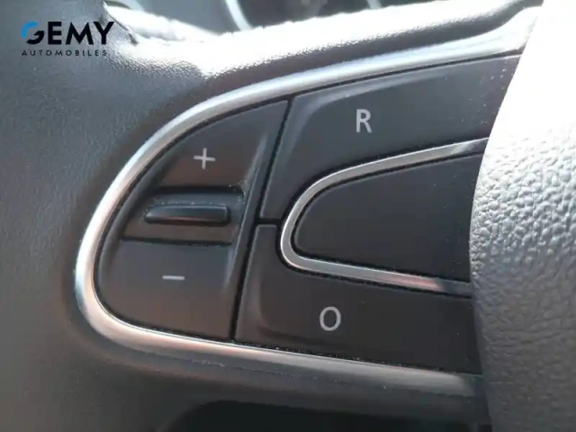 Renault Megane mégane iv berline blue dci 115 edc deriv vp — photo 13