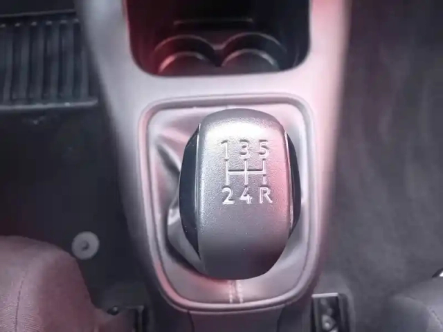 Citroën C3 puretech 83 s&amp;s bvm5 — photo 22