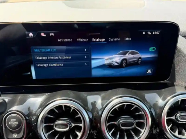 Mercedes Gla 200 d amg line — photo 19