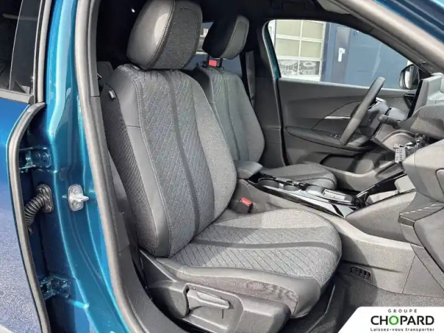 Peugeot 2008 electrique 54 kwh 156 ch — photo 43