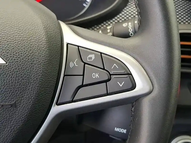 Dacia Sandero eco-g 100 — photo 2
