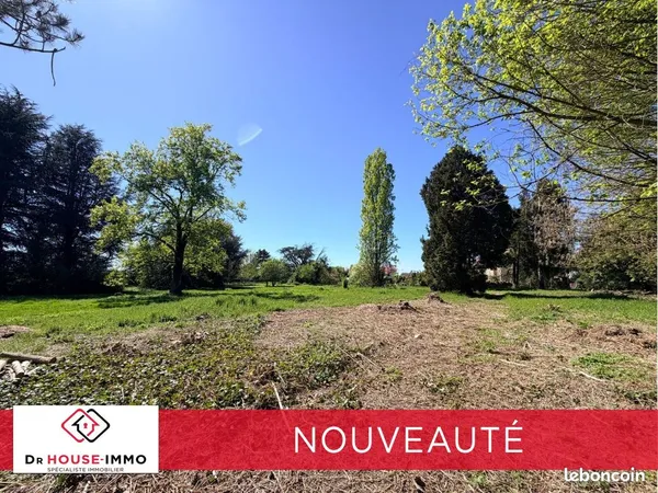 Terrain 1094 m² fontenay tresigny