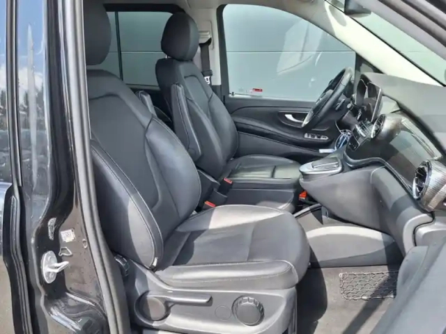 Mercedes Cla sse v 300 d extra-long avan — photo 4