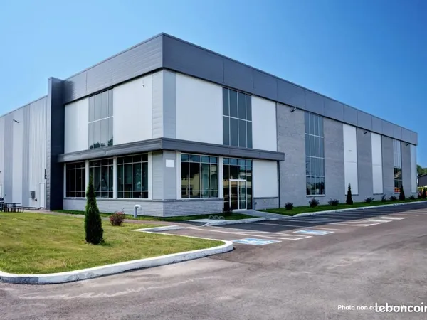 Local bureaux 640 m²