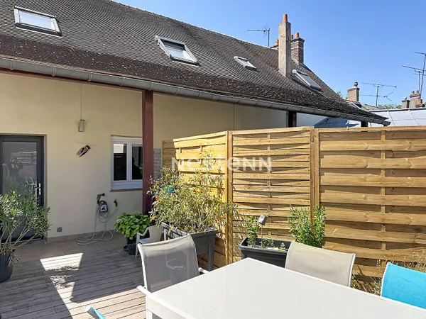 Appartement Duplex Moisselles 3/4 pièce(s) avec terrasse privative, cave et box