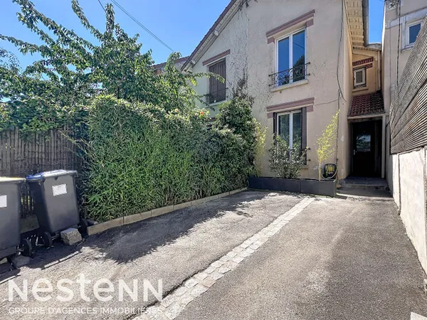 Maison mitoyenne, secteur pavillonnaire, Villeneuve St Georges 4 pièces 65m²