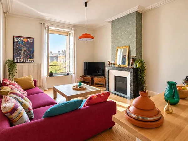 Nancy centre - À dix minutes à pied de la Cathédrale, Bel appartement de 94m²