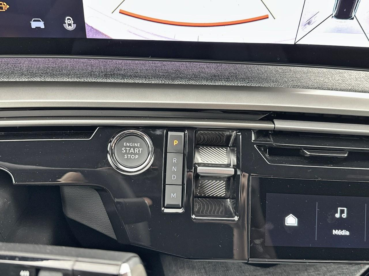 Peugeot 5008 hybrid 145 e-dcs6 gt — photo 27