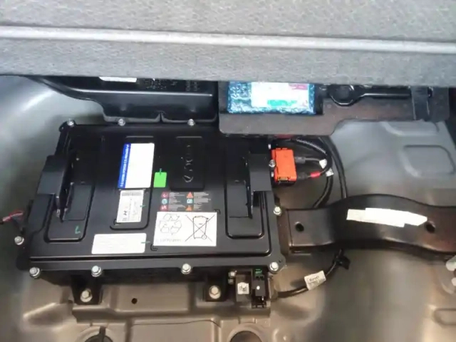 Hyundai I20 1.0 t-gdi 100 dct-7 hybrid 48v — photo 21