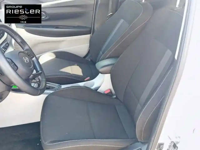 Hyundai I20 1.0 t-gdi 100 dct-7 hybrid 48v — photo 9