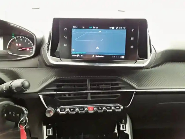 Peugeot 2008 bluehdi 130 s&amp;s eat8 — photo 15