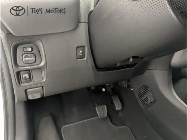 Toyota Aygo x-play 1.0 72 ch bva5 — photo 14