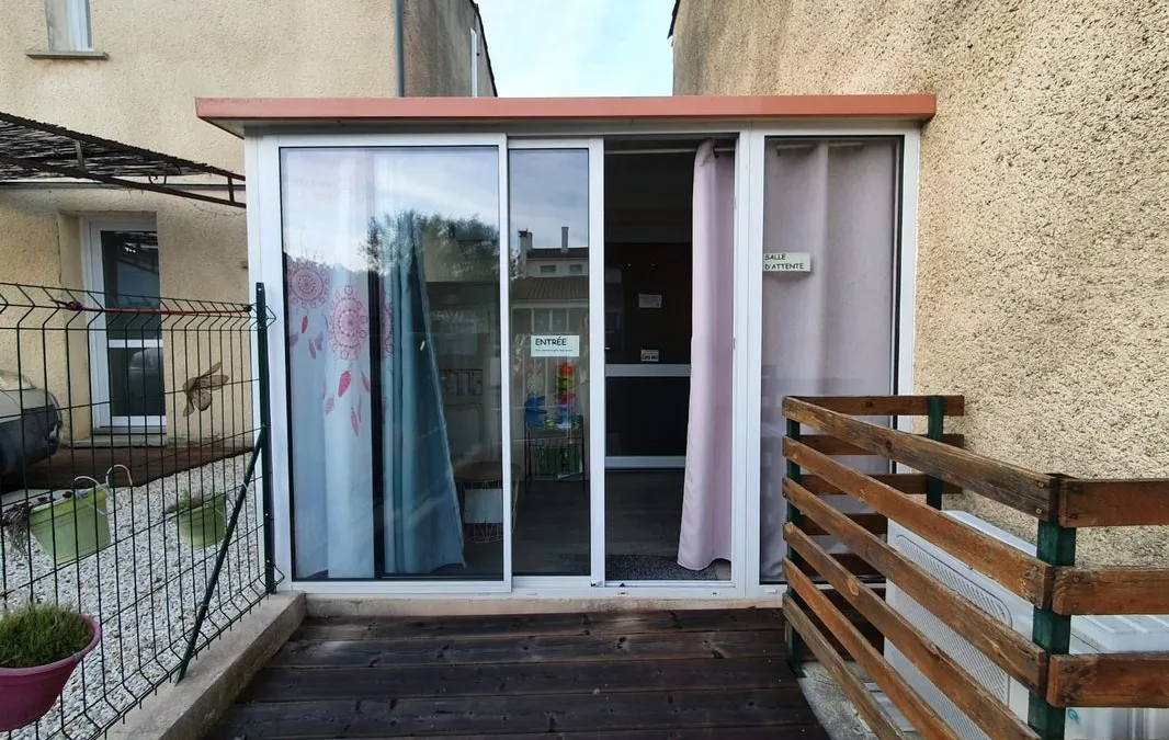 Photo 3