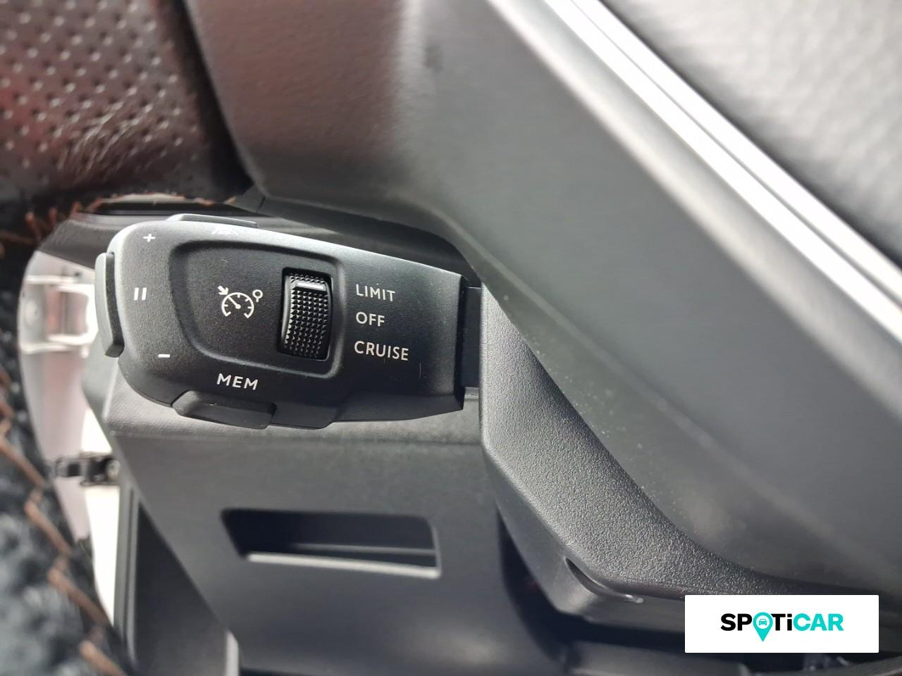 Peugeot 3008 1.2 puretech 130ch s&s gt eat8 — photo 17