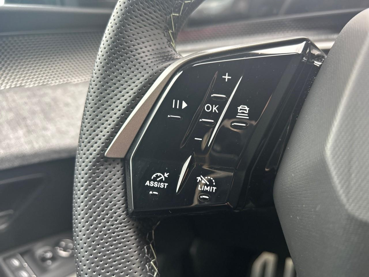 Peugeot 3008 1.2 hybrid 145ch gt e-dcs6 — photo 15