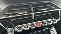 Peugeot 208 1.2 PureTech 75ch S&S Active Pack — photo 15