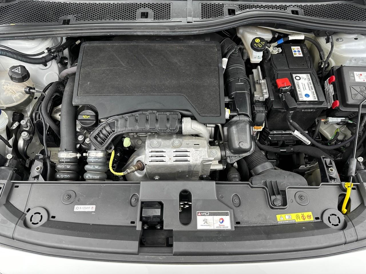 Peugeot 208 puretech 100 s&s bvm6 style — photo 13