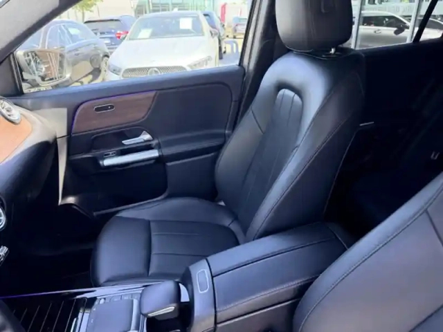 Mercedes Gla 250 e business line — photo 18