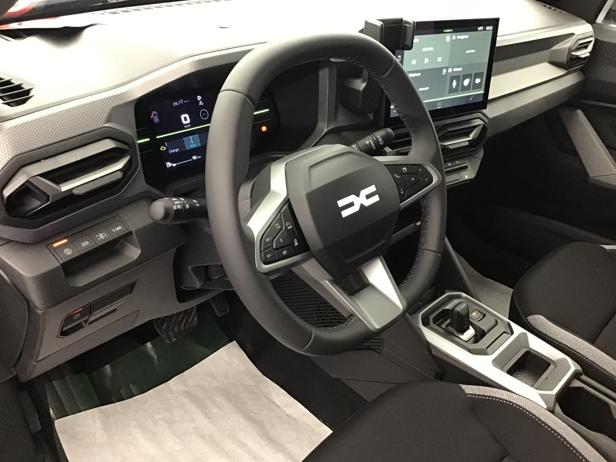 Dacia Duster — photo 10