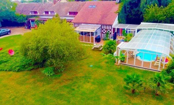 Maison 10 pièces 428 m²